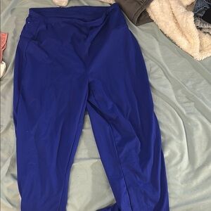 Zenana Outfitters Blue Leggings for Versatile Style